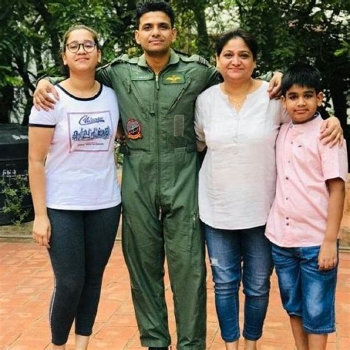 Abhay Shukla Biography, Age, Height, Wife, Net Worth, Family