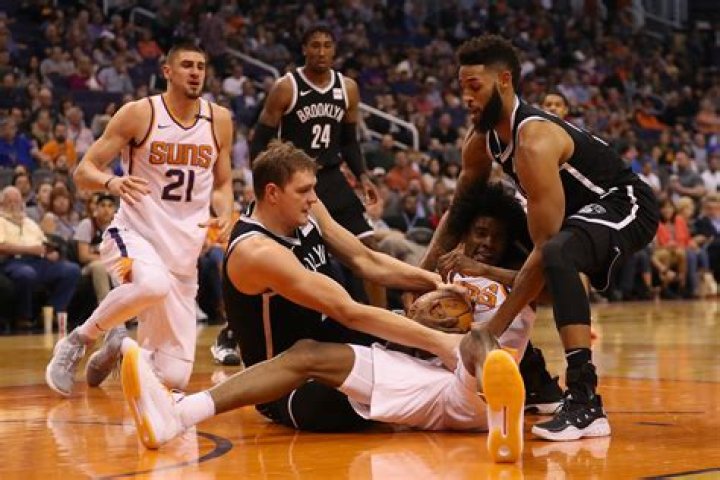 Allen Crabbe Biography, Age, Height, Wife, Net Worth, Family