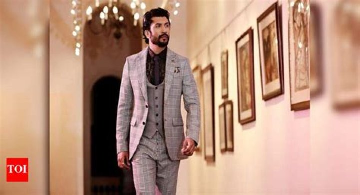 Bhuvann Ponnannaa Biography, Age, Height, Wife, Net Worth, Family
