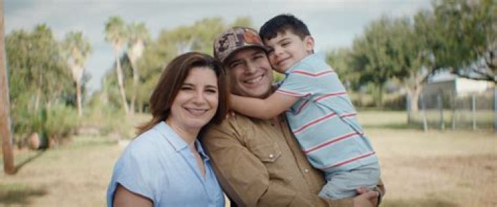 Bobby Pulido Biography, Age, Height, Wife, Net Worth, Family