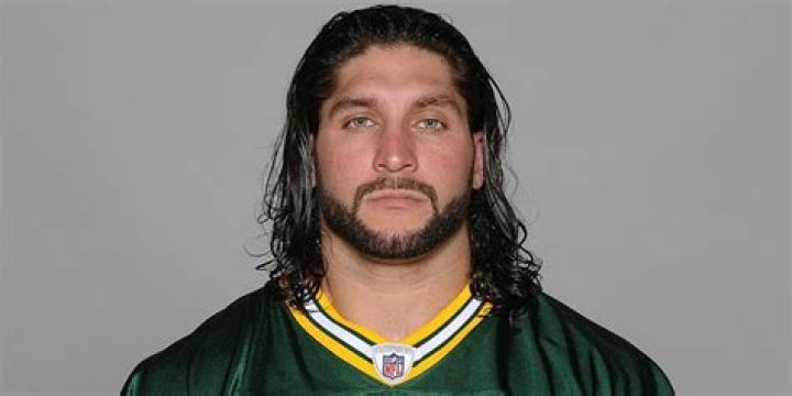 Brandon Chillar Biography, Age, Height, Wife, Net Worth, Family