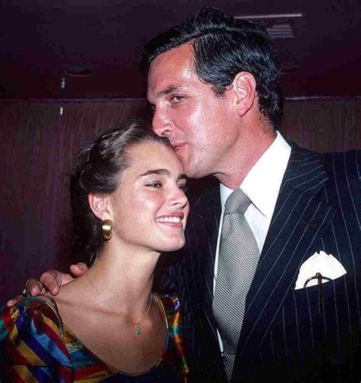 Carol Shields Biography, Age, Height, Husband, Net Worth, Family