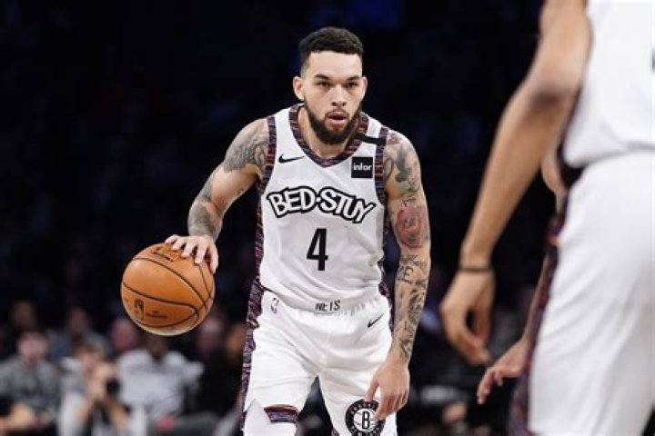 Chris Chiozza Biography, Age, Height, Wife, Net Worth, Family