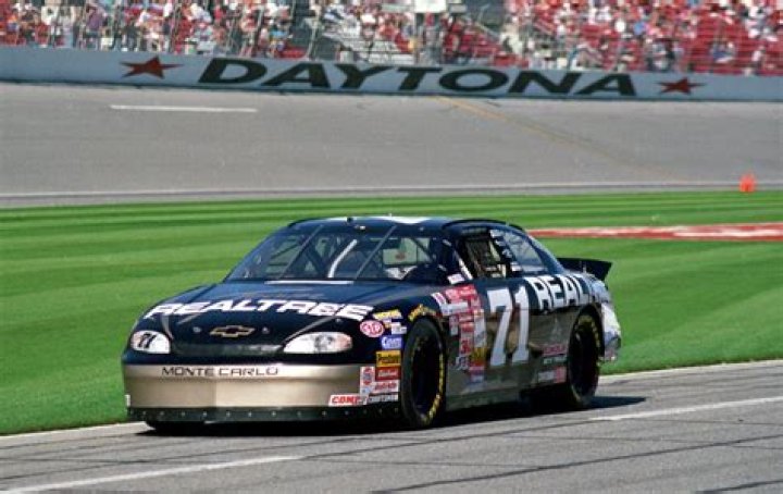 Dave Marcis Biography, Age, Height, Wife, Net Worth, Family
