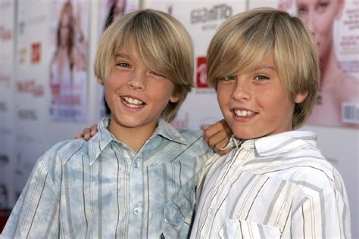 Dylan and Cole Sprouse Biography, Age, Height, Wife, Net Worth, Family