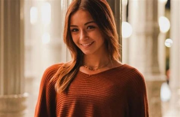 Fernanda Castillo biografía, edad, altura, esposa, net worth, familia