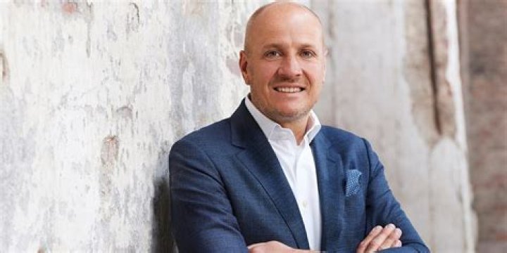 Frits van Eerd Biography, Age, Height, Husband, Net Worth, Family