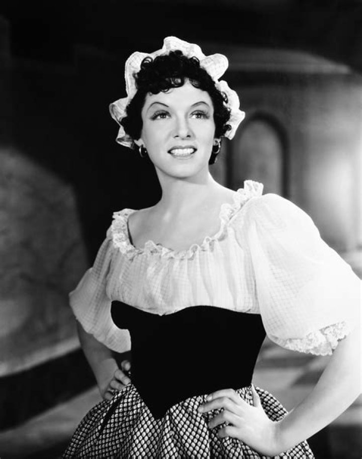 Gale Sondergaard Biography, Age, Height, Husband, Net Worth, Family