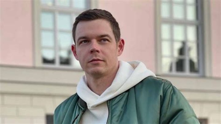 Georg Listing Biography, Age, Height, Wife, Net Worth, Family