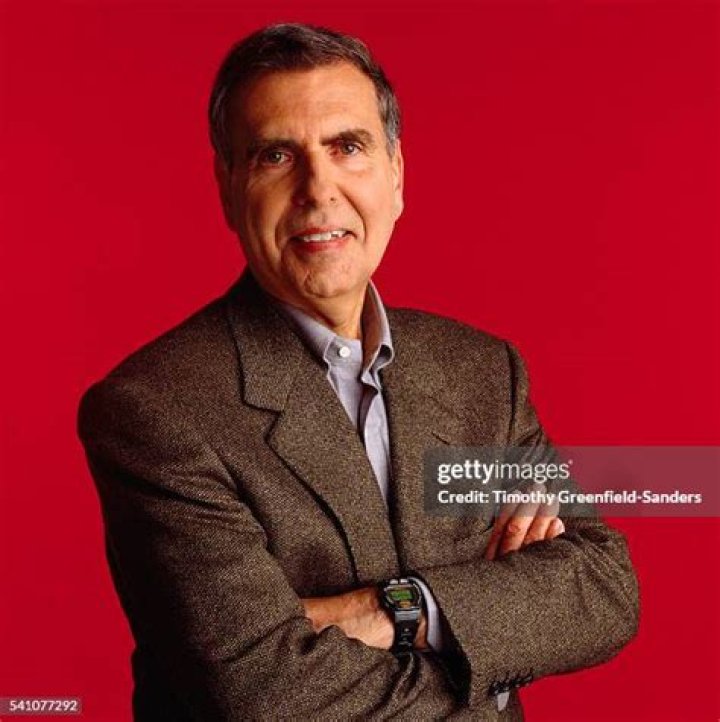 Gerald M. Levin Biography, Age, Height, Wife, Net Worth and Family