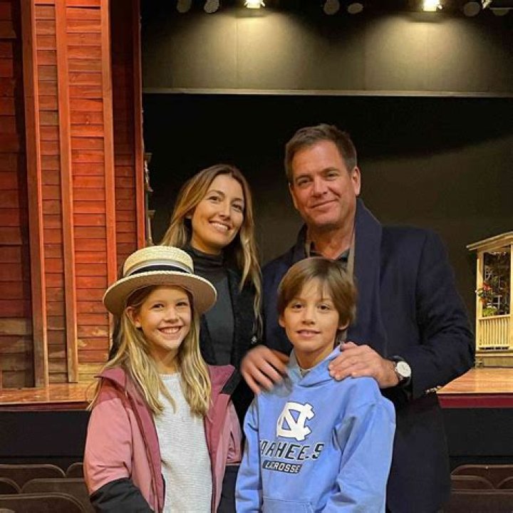 John Michael Weatherly Biography, Age, Height, Wife, Net Worth, Family
