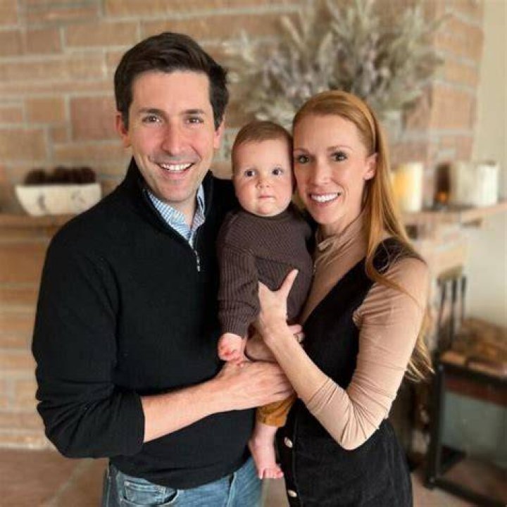 Kim Thompson Biography, Age, Height, Wife, Net Worth, Family
