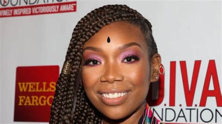 Lacey DuValle Biography, Age, Height, Husband, Net Worth, Family