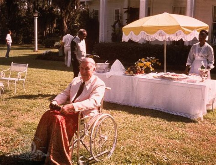 Lance Taylor Sr. Biography, Age, Height, Wife, Net Worth, Family
