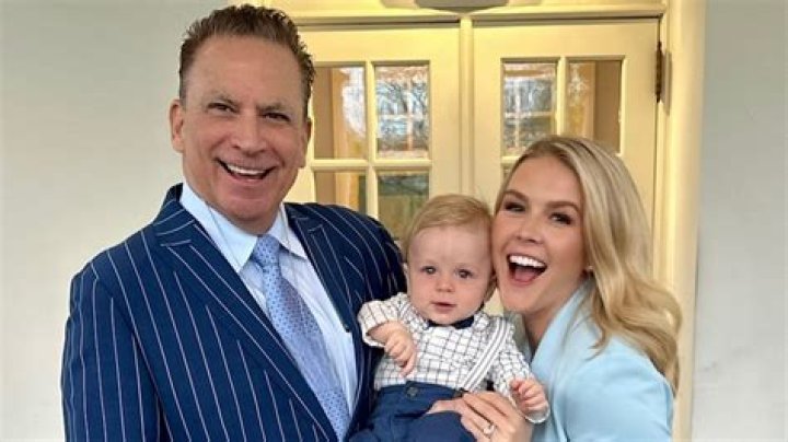 Lily Lovett Biography, Age, Height, Husband, Net Worth, Family