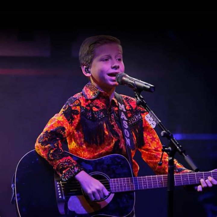 Mason Ramsey Biography, Age, Height, Wife, Net Worth, Family