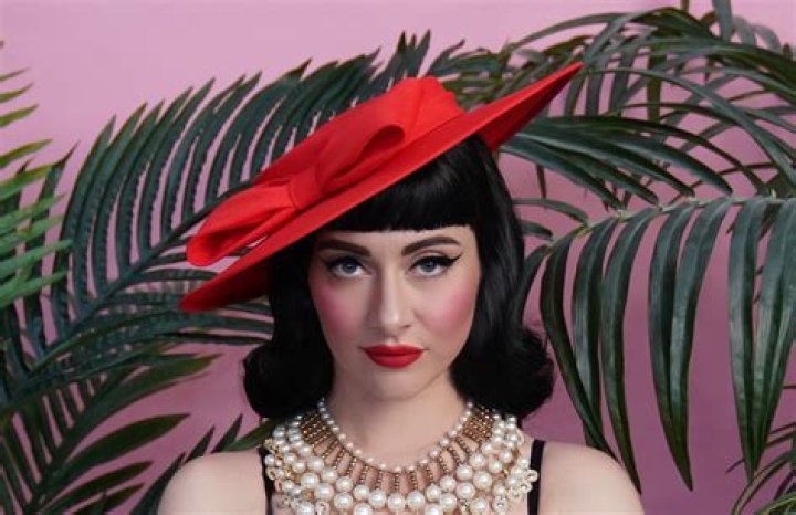 Qveen Herby biografía, edad, altura, esposa, net worth, familia