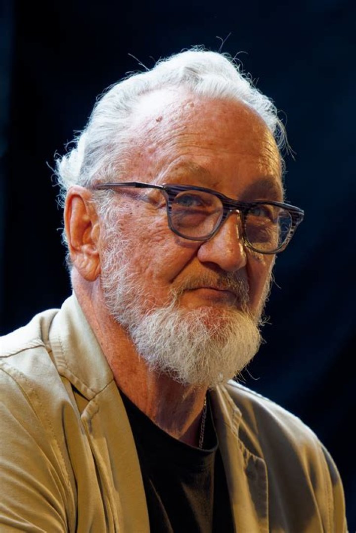 Robert Englund biografía, edad, altura, esposo, net worth, familia