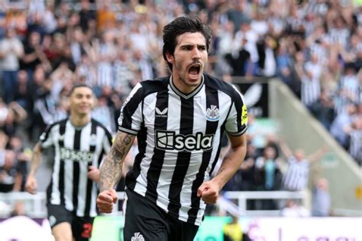 Sandro Tonali Biography, Age, Height, Wife, Net Worth, Family