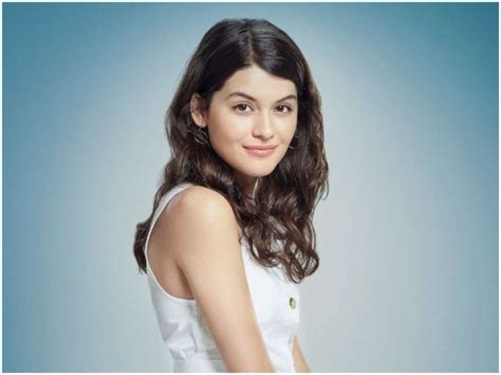 Sofia Black-D'Elia Biography, Age, Height, Husband, Net Worth, Family