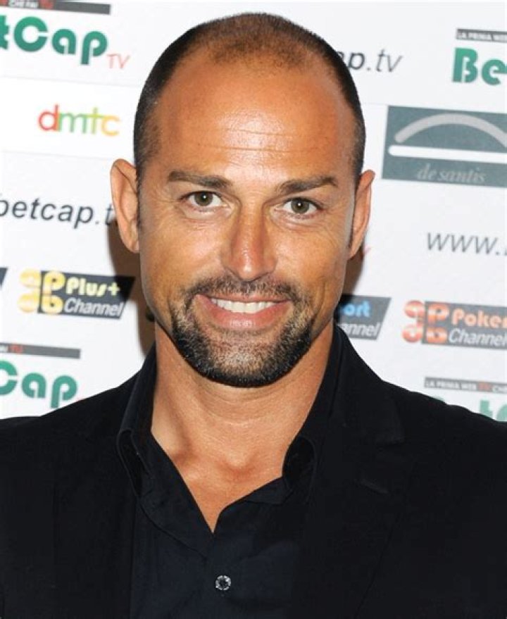 Stefano Bettarini Biography, Age, Height, Wife, Net Worth, Family
