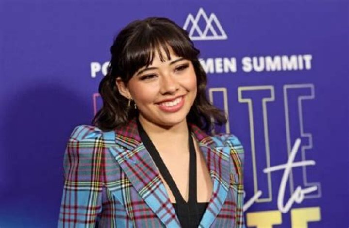 Vanessa Blake biografía, edad, altura, esposa, net worth, familia