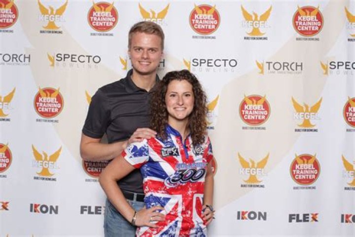 Verity Crawley Biography, Age, Height, Husband, Net Worth, Family