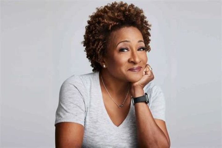 Wanda Sykes Biography, Age, Height, Husband, Net Worth, Family