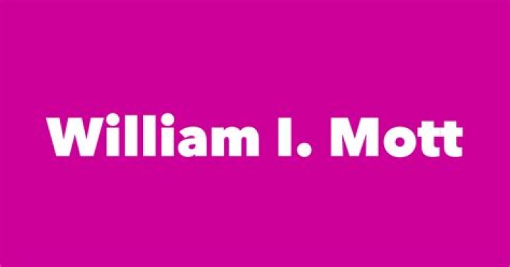 William I. Mott Biography, Age, Height, Wife, Net Worth, Family