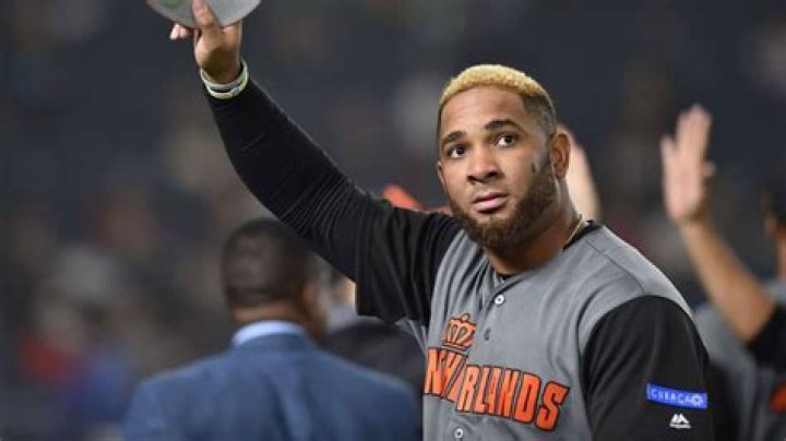 Wladimir Balentien Biography, Age, Height, Wife, Net Worth, Family